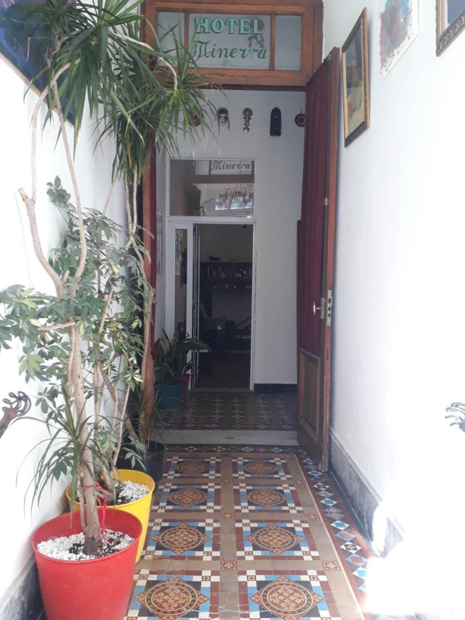 Hotel Minerva Buenos Aires Bagian luar foto